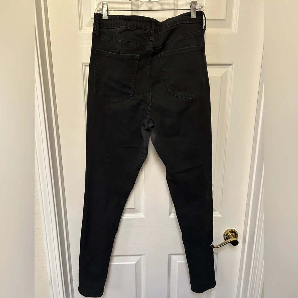 Old Navy Rockstar Black Skinny Jeans - Picture 3 of 4